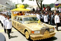 এই একটির দামই ১১৬ কোটি, ৭ হাজার গাড়ির মালিক তিনি!