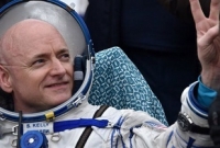 চমকপ্রদ তথ্য প্রকাশ, মহাকাশ থেকে ফিরলেন দুই ইঞ্চি লম্বা হয়ে!