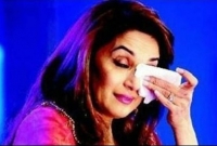 'হিচকী' দেখে কাঁদলেন মাধুরী