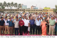 পলাশে দেড় হাজার শিক্ষকের মধ্যে বই বিতরণ