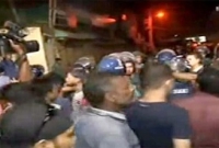 গুলি করতে করতে সন্ত্রাসীরা পালিয়ে যায়