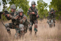  ব্রেকিং নিউজ:  বন্দুকযুদ্ধে পাঁচ ভারতীয় সেনাসহ নিহত ১০