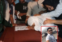 ‘তুই কি আর আমাকে মা বলে ডাকবি না বাবা’