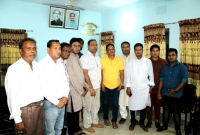 সাংবাদিকদের সাথে পলাশের নবাগত ওসির মতবিনিময়