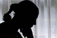  ছাত্রীর কাছে চুমুর আবদার করে...!