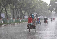 ঢাকায় ফণীর প্রভাব শুরু