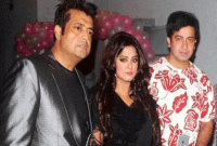 জন্মদিনে শাকিবকে কী উপহার দিলো ওমর সানি-মৌসুমী?