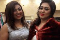 অপু বিশ্বাসের সাথে কে এই লাস্যময়ী সুন্দরী?