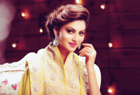 বলিউড অভিনেত্রী উর্বশীর সঙ্গে পাঁচতারকা হোটেলে অপ্রীতিকর এক ঘটনা!