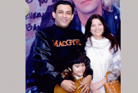 চোখের সামনে মেয়ের করুণ মৃত্যু, এর চেয়ে ভয়ঙ্কর দৃশ্য আর কি হতে পারে