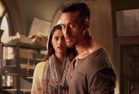 ধুন্ধুমার ব্যবসা করছে 'বাঘি ২'!