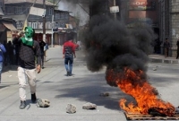 ভারতীয় বাহিনীর বিরুদ্ধে কাশ্মিরজুড়ে বিক্ষোভ