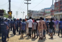 মুখোমুখি অবস্থানে আ.লীগ-ছাত্রলীগ, ১৪৪ ধারা জারি