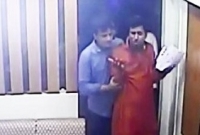 চট্টগ্রাম বিজ্ঞান কলেজের অধ্যক্ষকে কিল-ঘুষি মারলেন ছাত্রলীগ নেতা