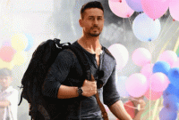 হঠাৎ জ্বলে উঠলেন টাইগার শ্রফ, বক্স অফিসে ঝড় তুললো ‘বাঘি ২’