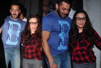 দুর্দিনে সালমানের পাশে দাঁড়াতে কারাগারে ছুটে গেলেন তার প্রিয় নায়িকা