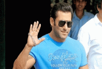 বিদেশ যাওয়ার অনুমতি পেলেন সালমান