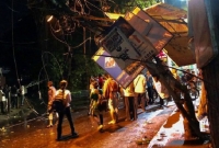 কালবৈশাখী ঝড়ে লণ্ডভণ্ড ভারতের পশ্চিমবঙ্গ, নিহত ১৫