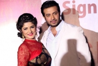 ডিভোর্সী নায়িকার প্রেমে হাবুডুবু খাচ্ছেন শাকিব খান?