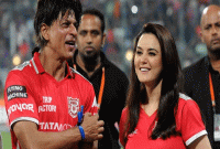 শাহরুখের সঙ্গে হোটেলে একান্তে প্রীতি জিনতা!