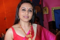 স্বামীকে কীভাবে খুশি রাখেন রানী মুখার্জি?