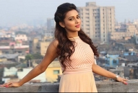 হয়তো পাড়ার লোকেরা ভাবেন, আমি অন্য জগতের মানুষ: চিত্রনায়িকা মিমি 