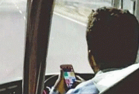 ৫০ যাত্রী নিয়ে ছুটছে বাস, চালক মোবাইলে লুডু খেলায় ব্যস্ত! তারপরেই...