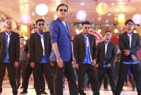 সংগীতশিল্পী থেকে হলেন নৃত্যশিল্পী, বিয়ের অনুষ্ঠানে নাচলেন আসিফ!