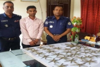 প্রতিপক্ষকে ফাঁসাতে গিয়ে নিজেই ফেঁসে গেলেন