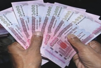 সুদের টাকা না পেয়ে ৬ যুবতী নারীকে বিয়ে করলেন দাদন ব্যবসায়ী!