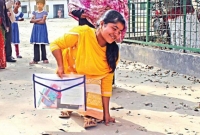 প্রতিবন্ধকতা দমাতে পারেনি হেলেনাকে