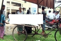 লক্ষ্মীপুরে ট্রাকচাপায় স্বামী নিহত, স্ত্রী আহত