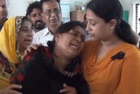 ‘কে খুন করল, কেমনে সইব আমি’