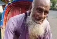 ‘আমাদেরকে কেউ মানুষ মনে করে না, শুধু চড়-তাপ্পর মারে’