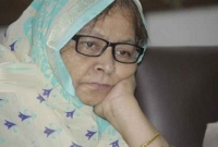 বৃদ্ধাশ্রমে অসুস্থ মাকে ফেলে লন্ডনে মহাব্যস্ত চিকিৎসক ছেলে!