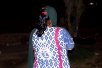 সাত মাসের গর্ভ, তবুও খদ্দেরের আশায় রাস্তায়