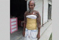 অবিশ্বাস্য! মাদক পাচারে ৬৫ বছর বয়সী বৃদ্ধের অভিনব কায়দা