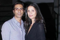 দুই দশকের দাম্পত্য জীবনের ইতি, ভাঙলো বলিউড তারকার সংসার