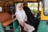 অটো চালিয়েই ৯৯% নম্বর পাওয়া আফরিনের স্বপ্ন পূরণ করবেন বাবা