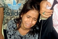 আম্মু কবরে কীভাবে একা থাকবেন, সেখানে একা কীভাবে ঘুমাবেন?