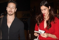 মন দিচ্ছেন না, বান্ধবী দিশাকে নিয়ে চিন্তায় টাইগার