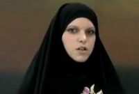 হিজাবের সৌন্দর্যে ইসলাম ধর্ম গ্রহণ করেছেন ইহুদি-ললনা