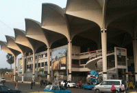 কমলাপুর স্টেশনের বাথরুমে ভারতীয় নারীর সন্তান প্রসব