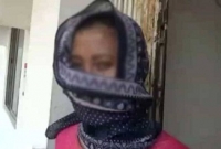 মৃত স্বামীর রেখে যাওয়া ঋণ পরিশোধ করতে যা করলেন স্ত্রী!