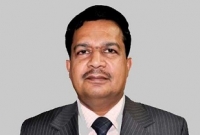 কেউ রাখেনা শিমুল বিশ্বাসের খবর