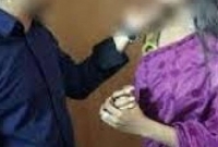  এ প্রেমের সম্পর্ক থেকে কয়েকবার শারীরিক সম্পর্কও হয়