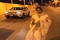 বাতাসে গায়ের কাপড় সরে যাওয়ায় মামলা, ভয়ে যা করলেন সৌদি নারী!