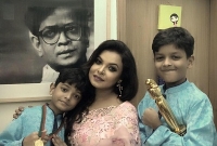 জাতীয় পুরস্কার পেয়ে যেভাবে হুমায়ুনকে ডাকলেন শাওন