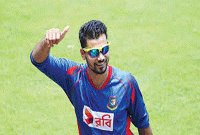 জানেন কি, মাশরাফির বাৎসরিক আয় কত কোটি টাকা?