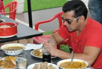 সালমান খানের দৈনিক খাবার খরচ জানলে অবাক হবেন!